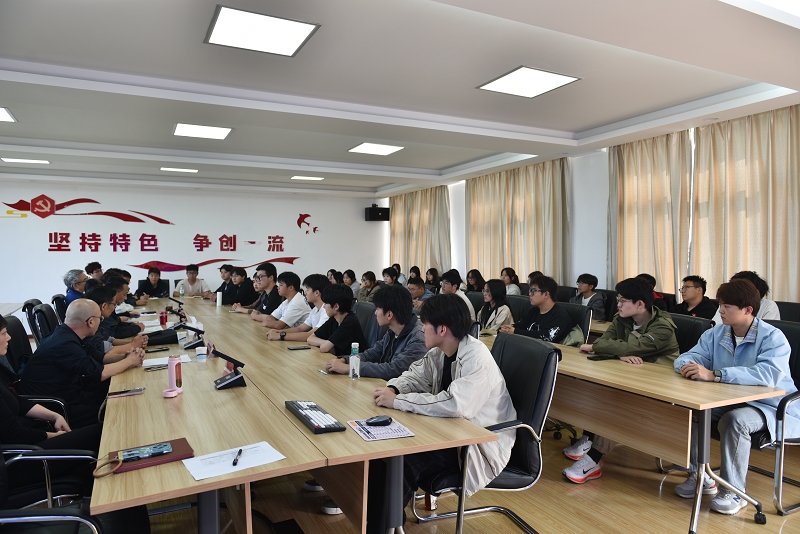 DSC_1085.jpg DSC_1085.jpg